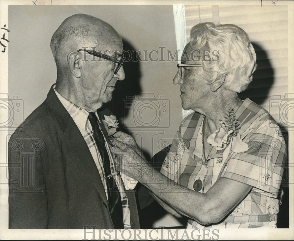 1967 Mr. &amp; Mrs. George Edler celebrate 50th wedding anniversary.-Historic Images