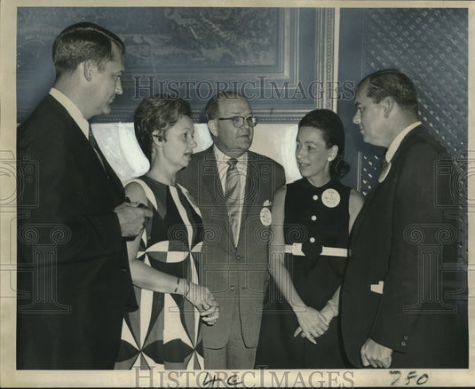 1969 WYES-TV Leaders, Committee Members Discuss Auction, New Orleans-Historic Images