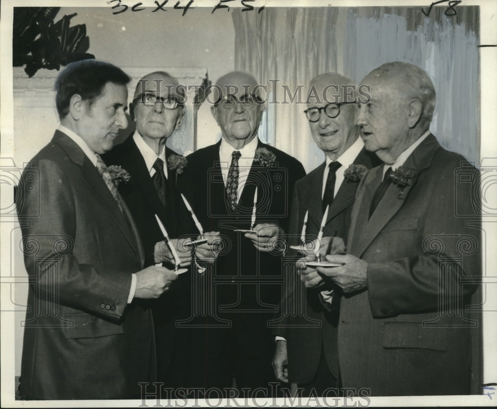 1974 Press Photo Dr. Failla of Orleans Parish Medical Society Honors Physicians-Historic Images