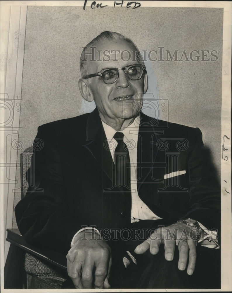 1966 Dr. Elvin S. Eyster Addresses Education Group at Jung Hotel - Historic Images