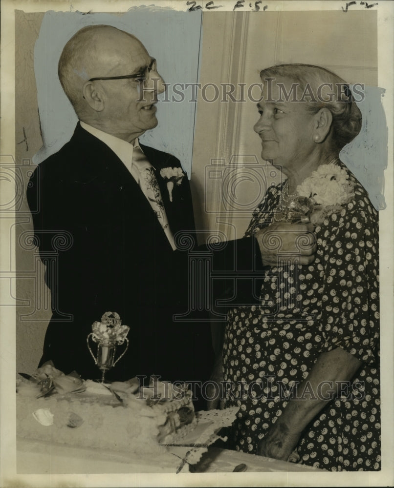 1956 Press Photo Mr. &amp; Mrs. Vincent Esposito Celebrate 50th Anniversary-Historic Images