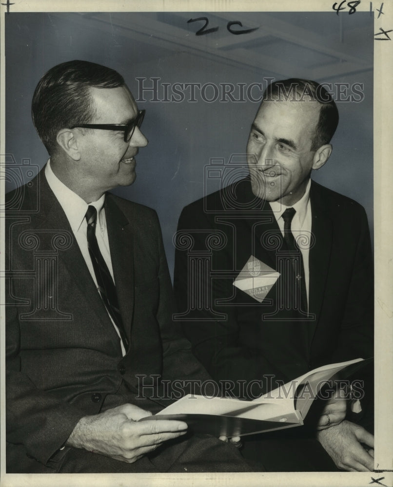 1969 Press Photo Management Development Seminar Participants, New Orleans-Historic Images