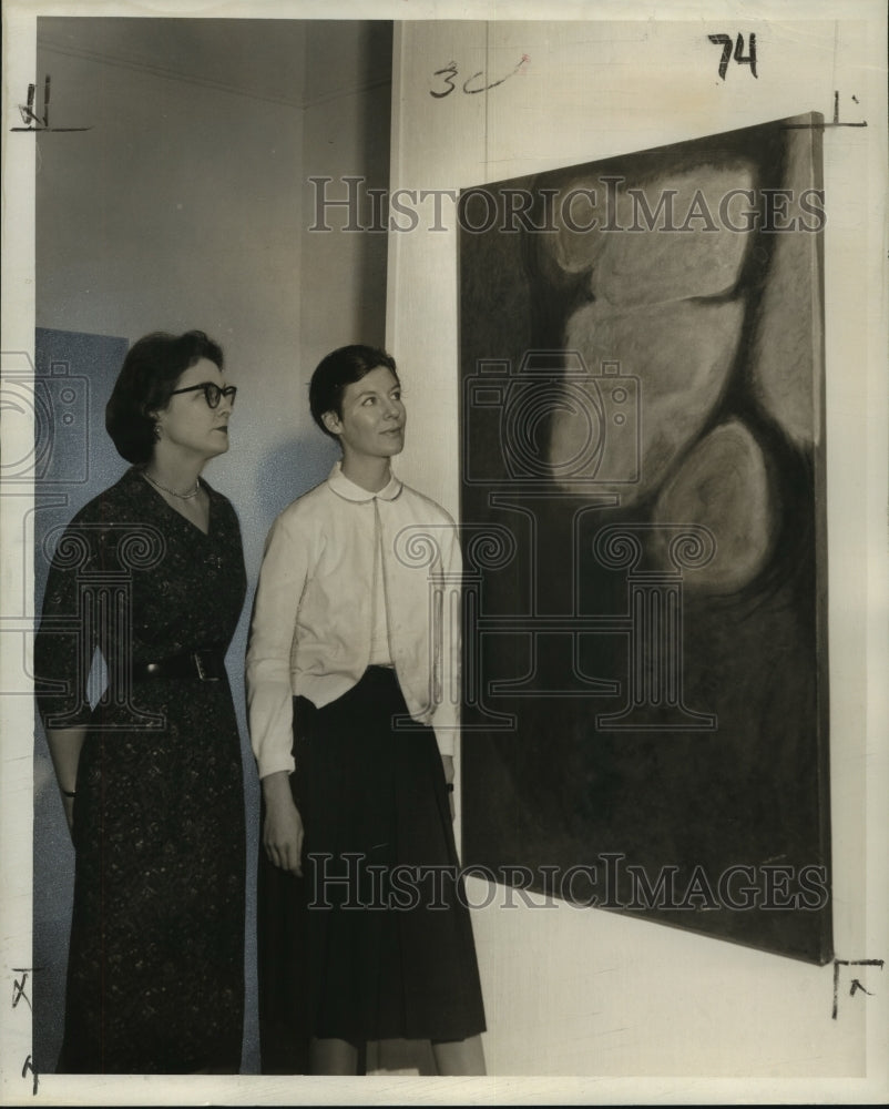 1960 Gallery Director Arlyn Ende and Assistant Shirley Ratteree - Historic Images