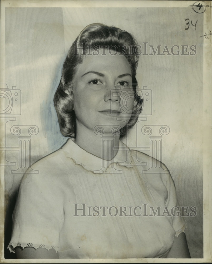 1957 President of Lakeshore Garden Club Mrs. John Favaloro Jr. - Historic Images