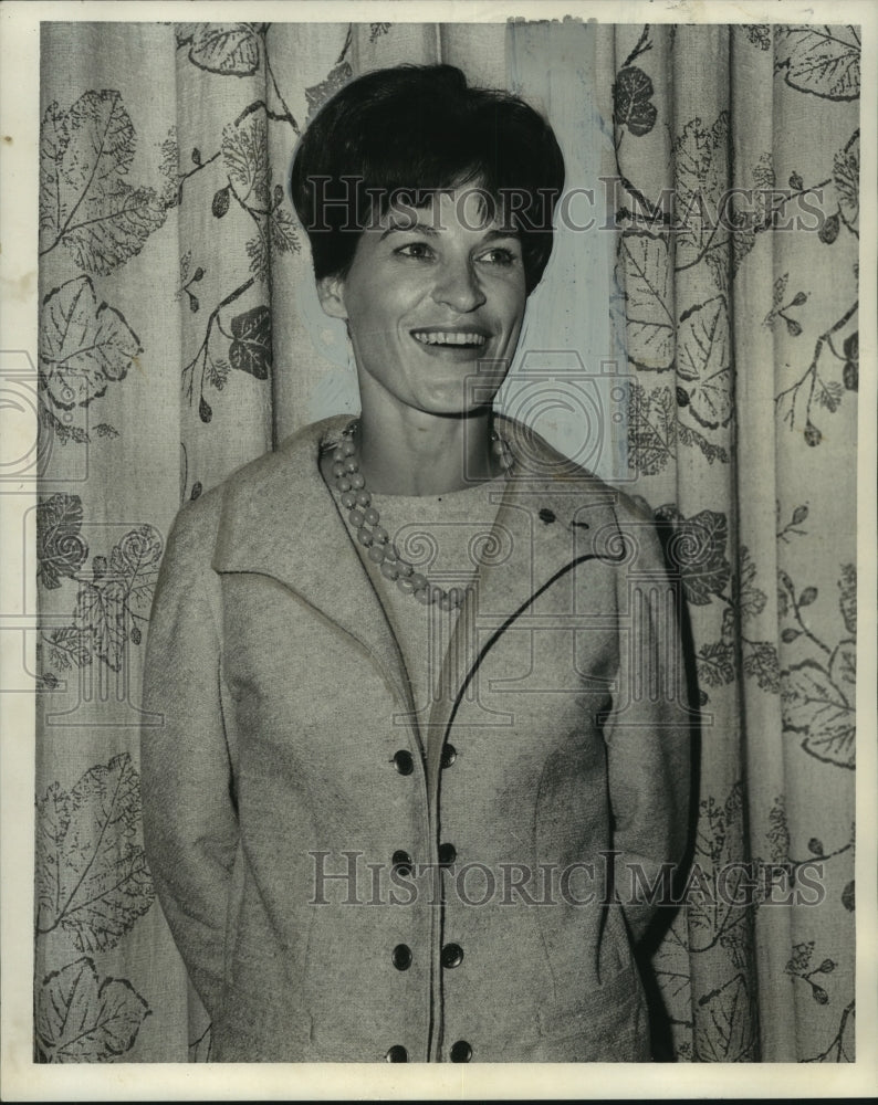 1967 Mrs. William Edwards of New Orleans - Historic Images