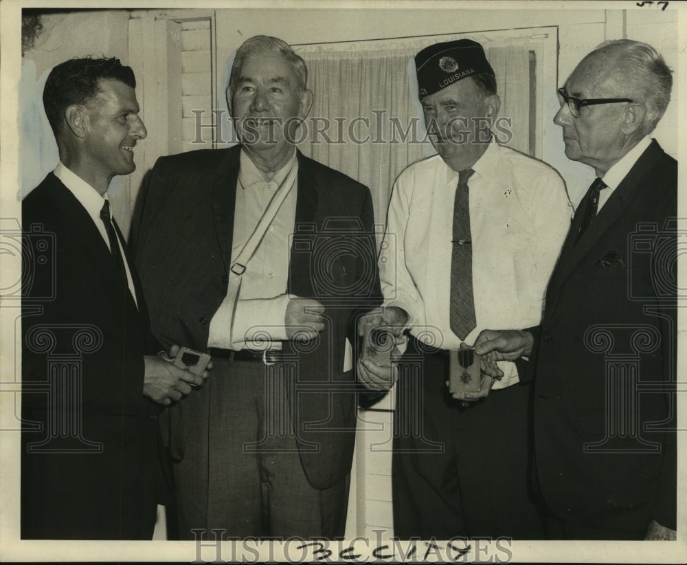 1968 Press Photo American Legion Medal of Valor given to three, saving a life-Historic Images