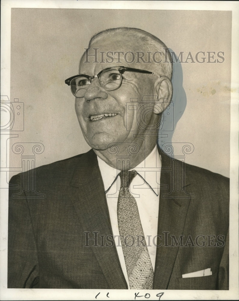 1966 A.F. Finnegan, National Bank of Commerce, New Orleans - Historic Images