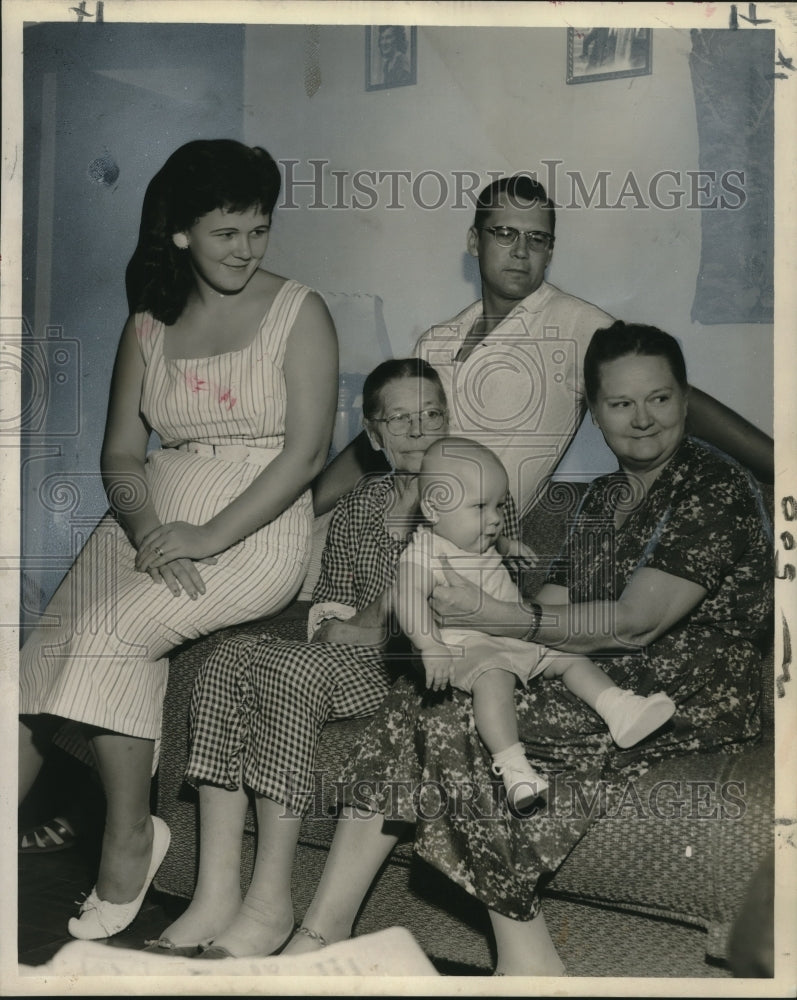 1959 Five generations of a single family gathered together-Historic Images