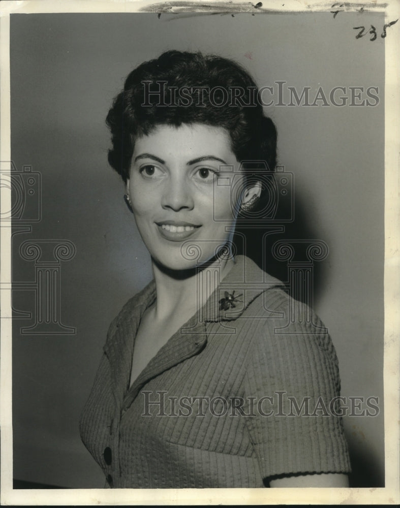 1959 Press Photo Mrs. Robert Gallinghouse Jr. of the American Chemical Society-Historic Images