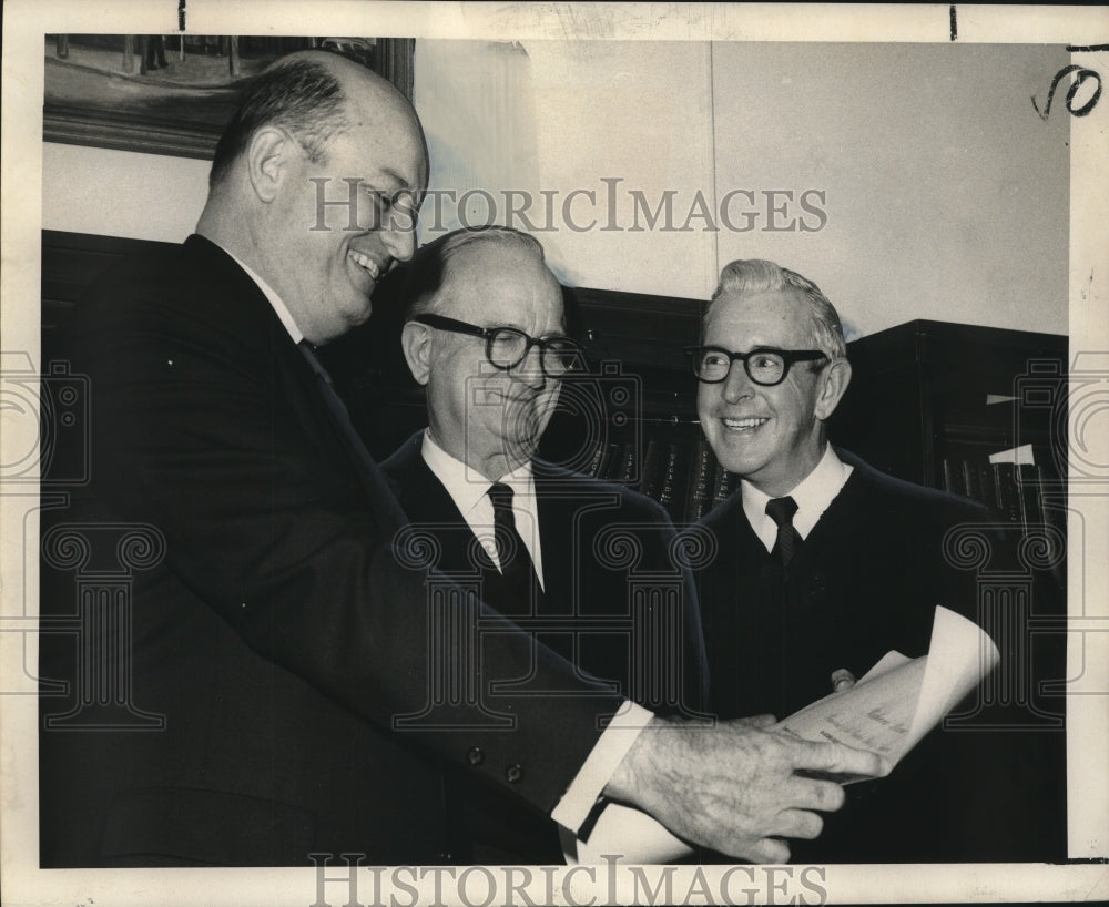 1970 Press Photo Gerald J. Gallinghouse takes post as United States attorney - Historic Images