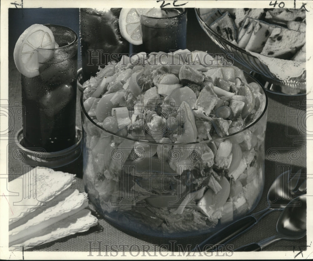 1965 Salad, bread, and cold beverages - Historic Images