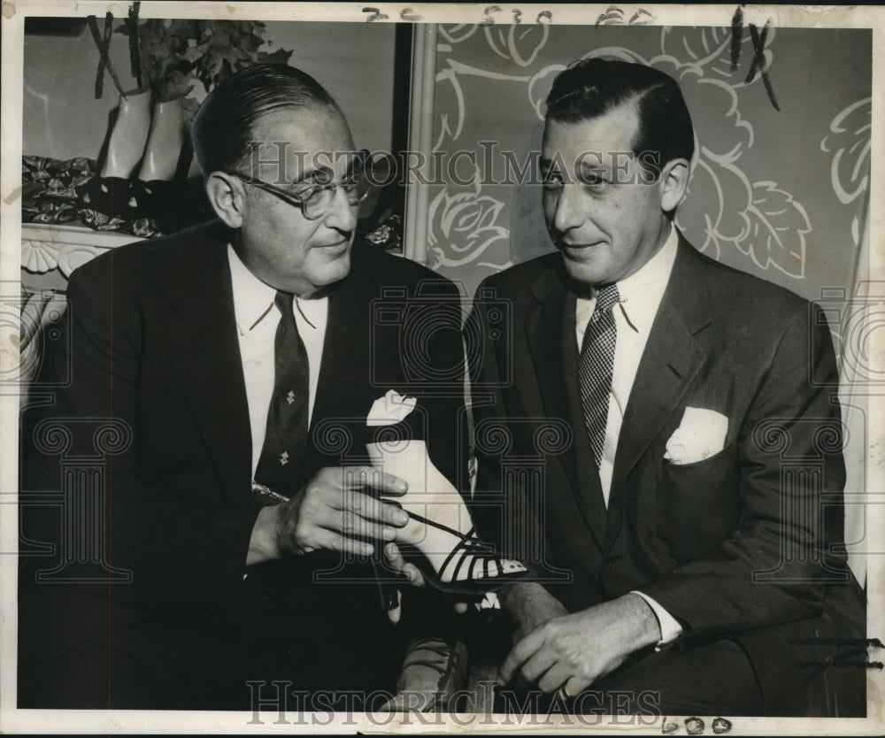 1952 David Evins, N.Y. shoe designer meets pres. Imperial Shoe Store - Historic Images