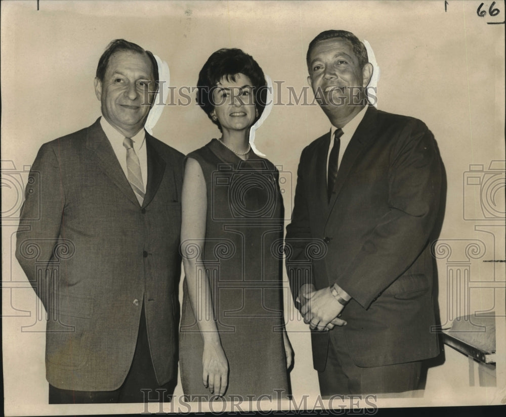 1967 New Orleans Jewish Welfare Fund Campaign Leaders Give Results - Historic Images