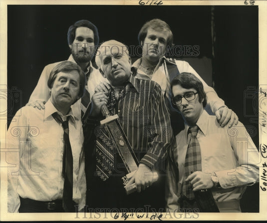 1977 Press Photo "That Championship Season" Actors, Gallery Circle, New Orleans - Historic Images