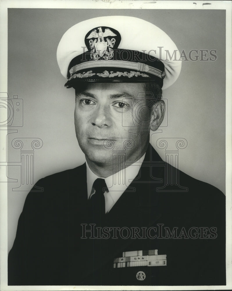 1968 Press Photo U.S. Navy Commanding Officer of the USS Hyman Commander Gamache-Historic Images