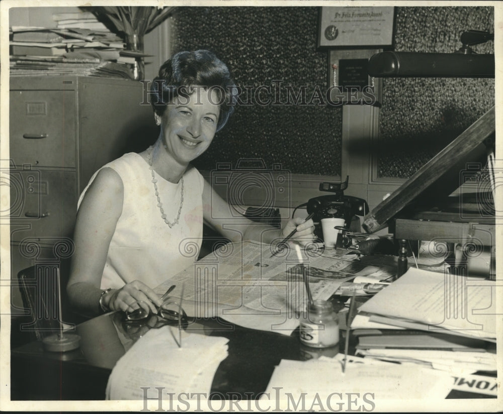 1967 Press Photo States-Item Women&#39;s Editor Laurraine Goreau, New Orleans-Historic Images