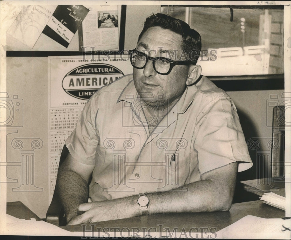 1964 St. Mary Parish County Agricultural Agent Minus J. Granger - Historic Images