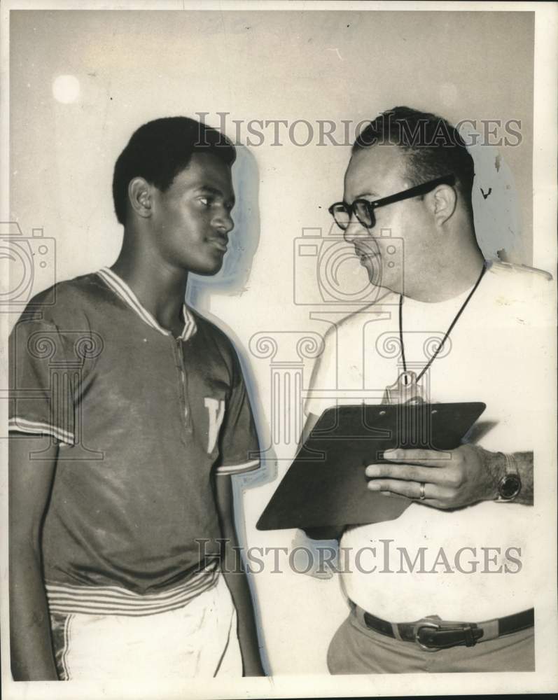 1969 Andrew Hills with Roy Glapion (Coach)-Historic Images