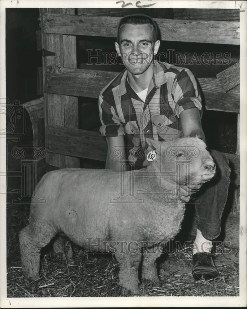 1962 Good Provider First Place Winner Dan Delee-Historic Images