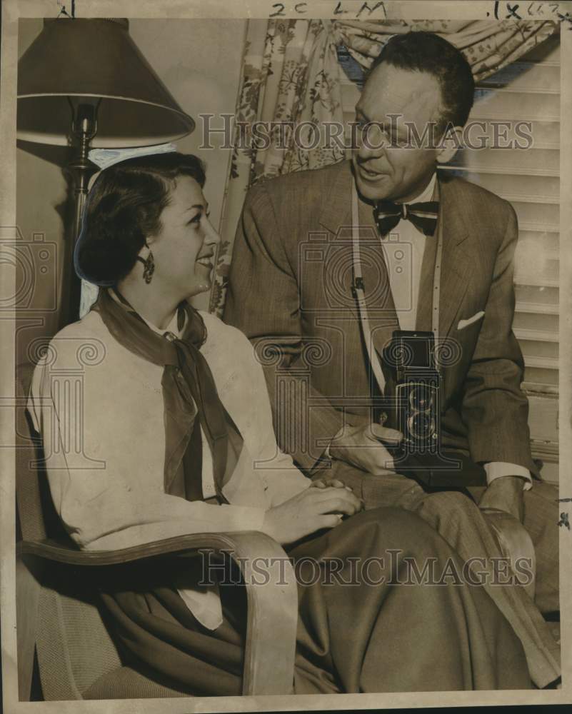 1952 Mr. and Mrs. Bill Goodwin, visit New Orleans-Historic Images