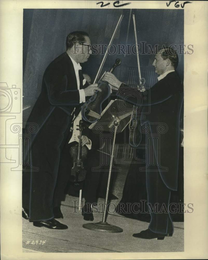 1972 Concertmaster &amp; conductor of The Netherlands Chamber Orchestra - Historic Images