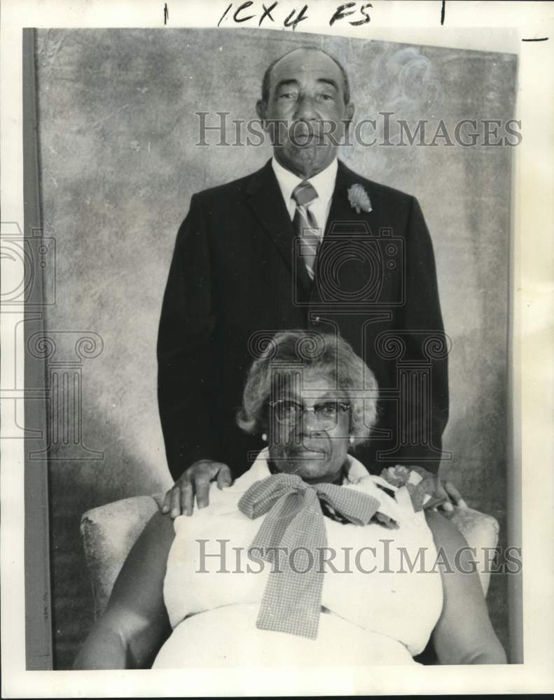 1974  Mr. and Mrs. Ernest D. Gray, 50th wedding anniversary - Historic Images