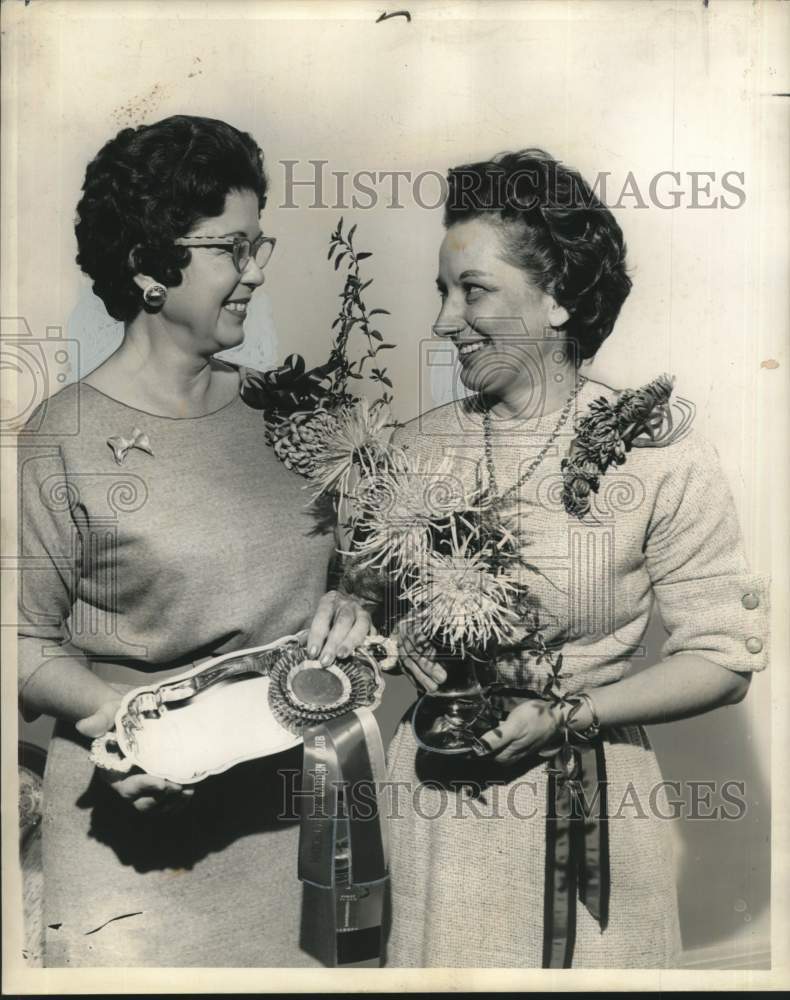 1962 Mrs. E. T. Gonzales, winner, Pontchartrain Garden Club - Historic Images