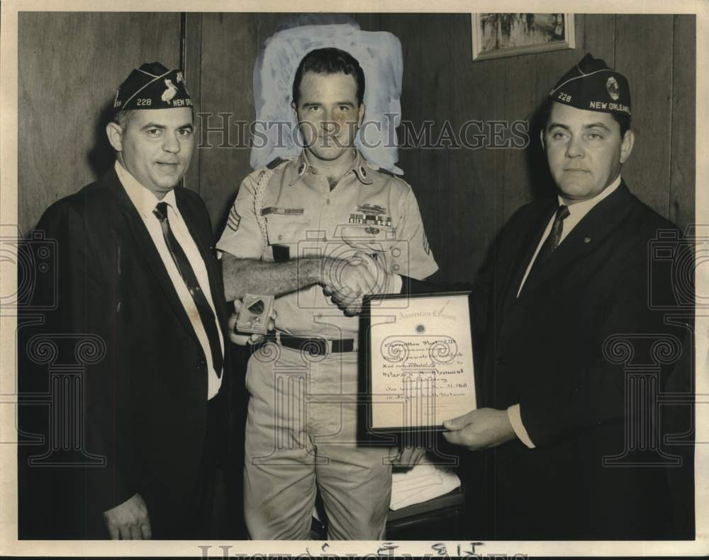 1968 Army Spec. 4 Warren J. Drouant, &quot;Medal of Valor&quot;-Historic Images