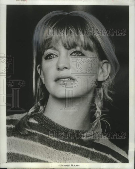 1974 Press Photo Actress Goldie Hawn In "The Girl From Petrovka" Movie - Historic Images