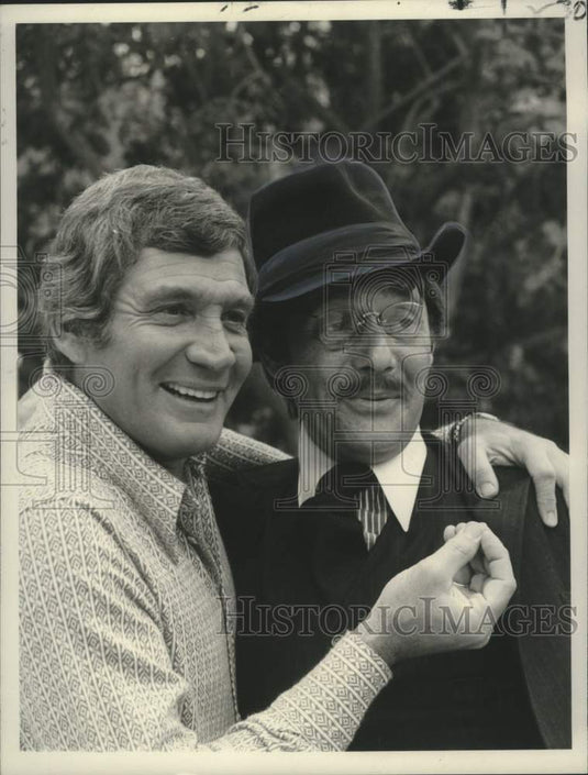 1971 Press Photo Actors Gene Barry & Harry Guardino in The Name of the Game - Historic Images