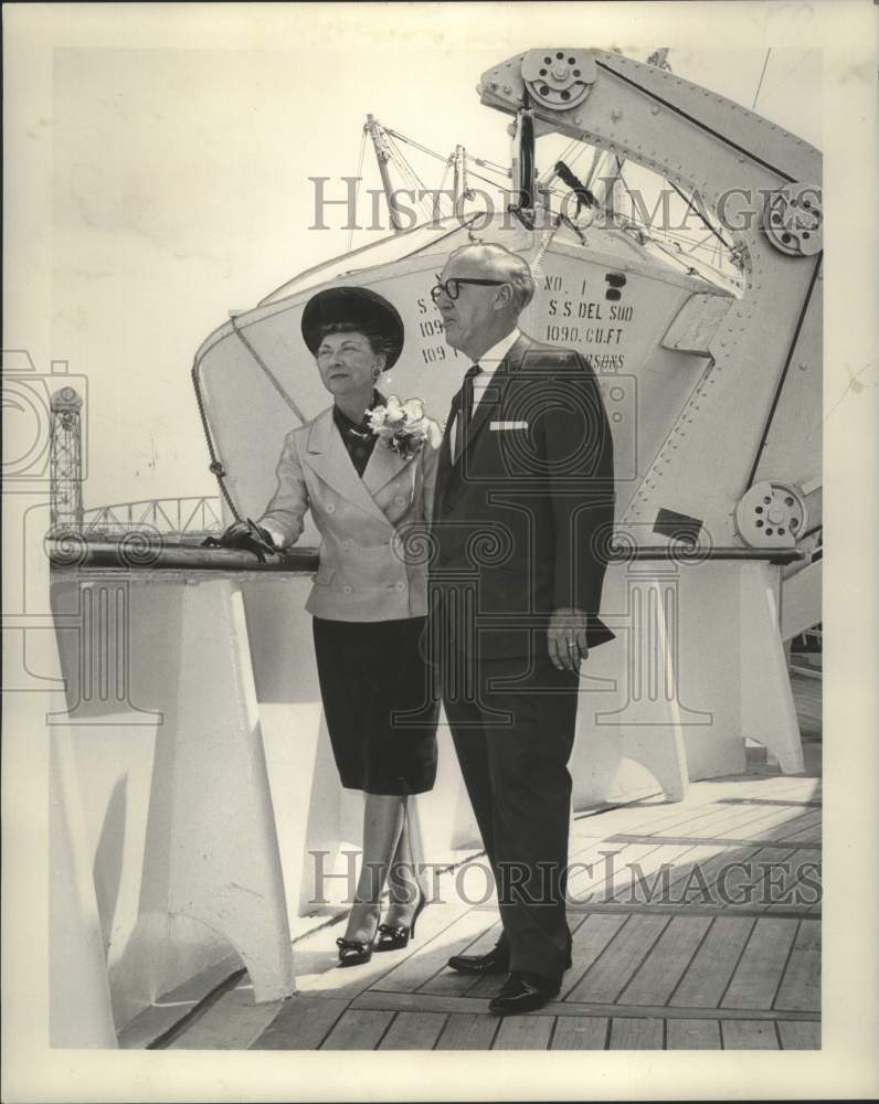 1965 Press Photo Mr. and Mrs. Wilfred Anthony Grusich aboard, SS Del Sud-Historic Images