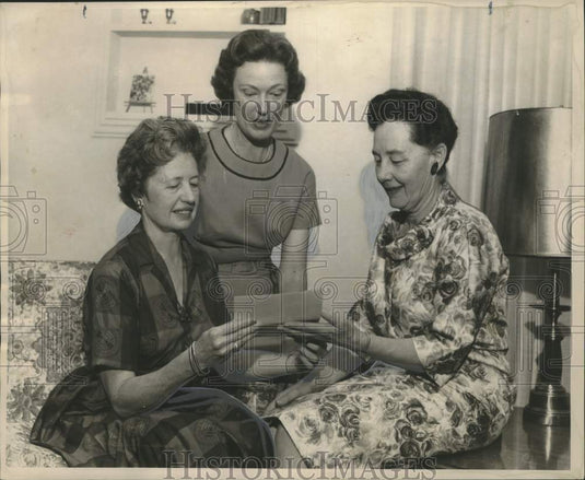1963 Welcoming Committee, Mining and Metallurgical Engineers - Historic Images