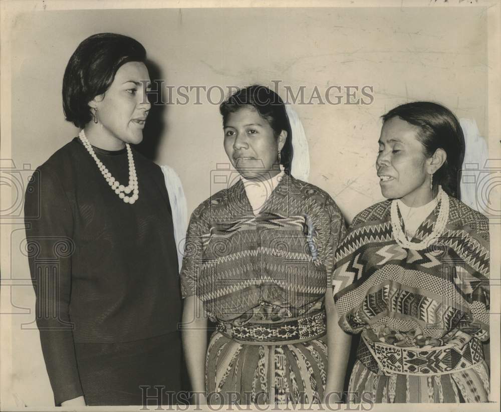 1964 Tourism Promoters Anna Crespo, Carmela Lopez, Maria Hernandez-Historic Images