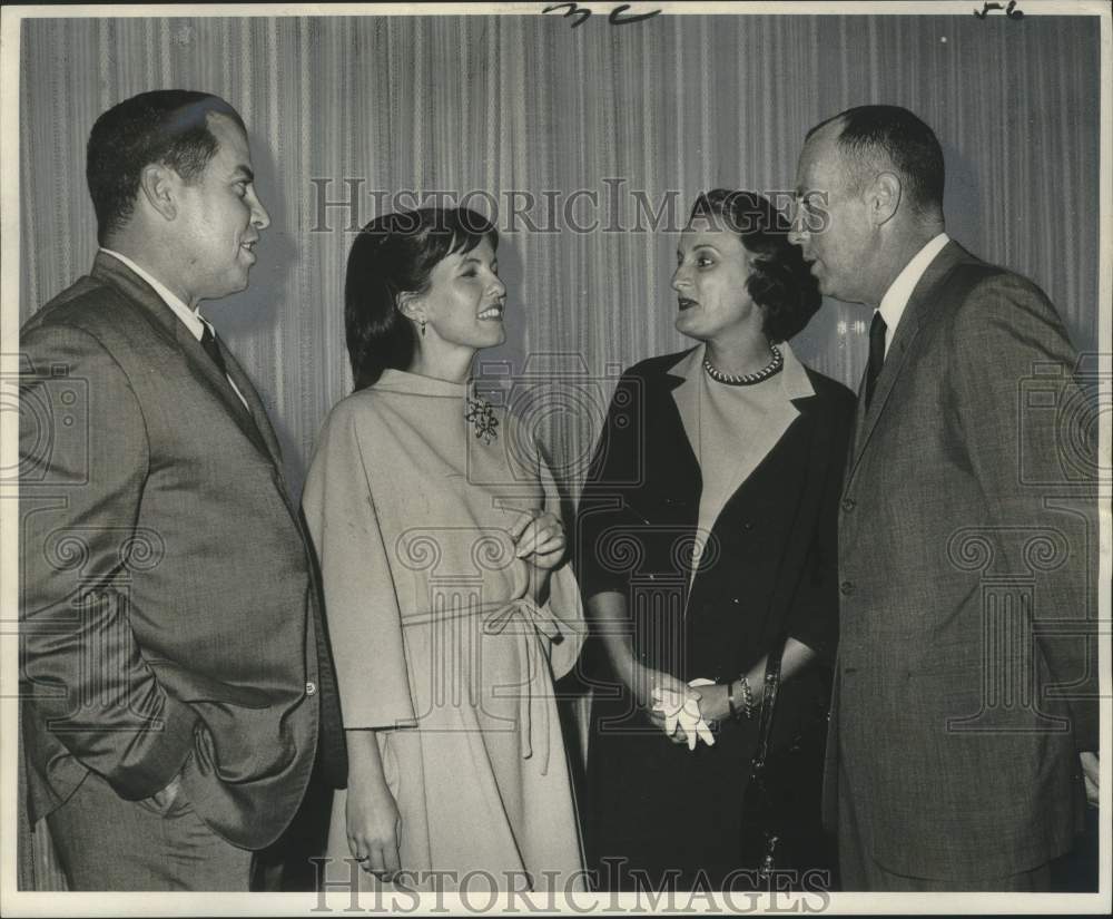 1966 Press Photo Members of New Orleans Lawn Tennis Club at party in New Orleans - Historic Images