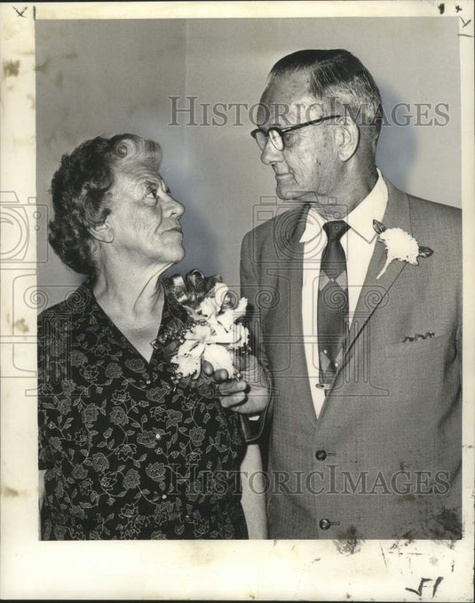 1963 Mr & Mrs William Hasenkampf Celebrate 50th Wedding Anniversary - Historic Images