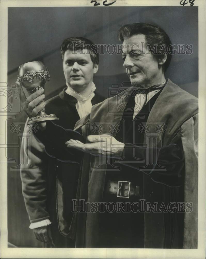 1963 Actors Paul Milikin, Robert Harris in "A Man for All Seasons" - Historic Images