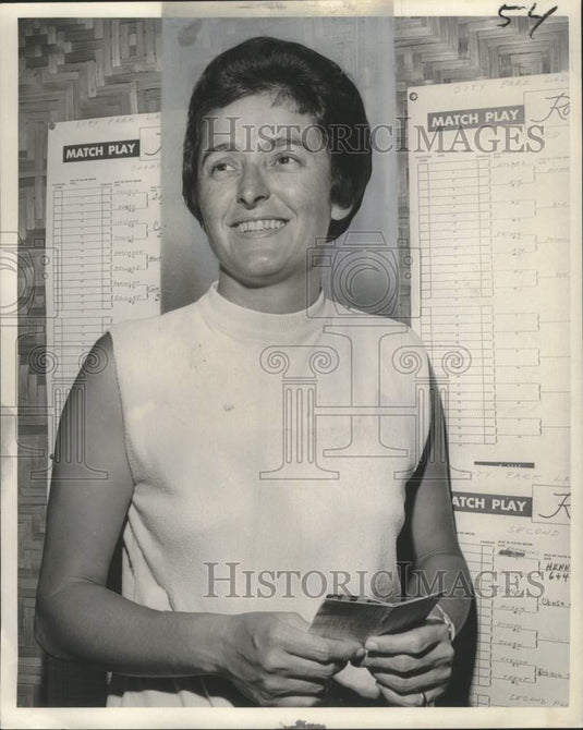 1967 Press Photo City Park Women's Golf Club Champion Joan Hartmann - noo27839- Historic Images