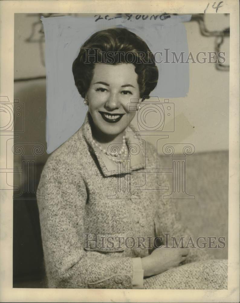 1961 Press Photo Enid A. Haupt, writer for States Item - Historic Images