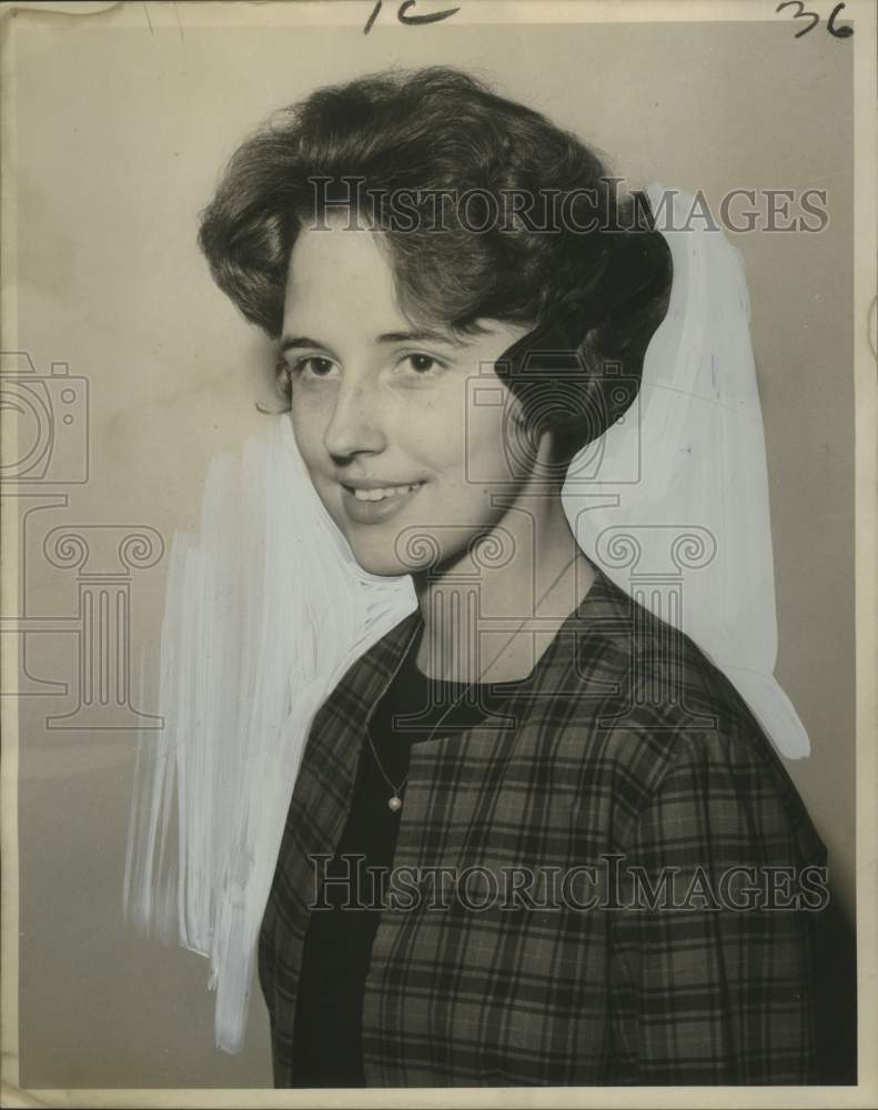 1962 Pamela Ann Heintz, Worthy Advisor- Order of Rainbow for Girls - Historic Images