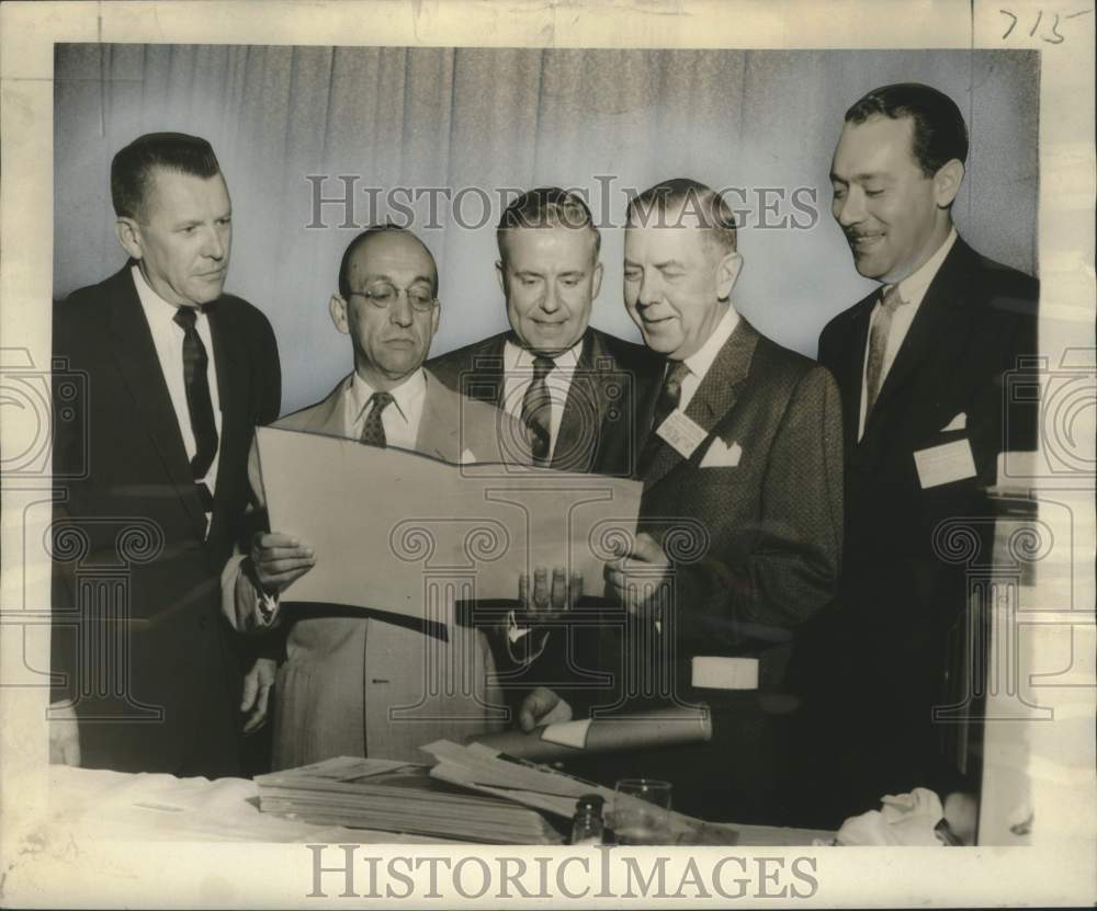 1957 National Newspaper Promotion Association&#39;s convention-Historic Images