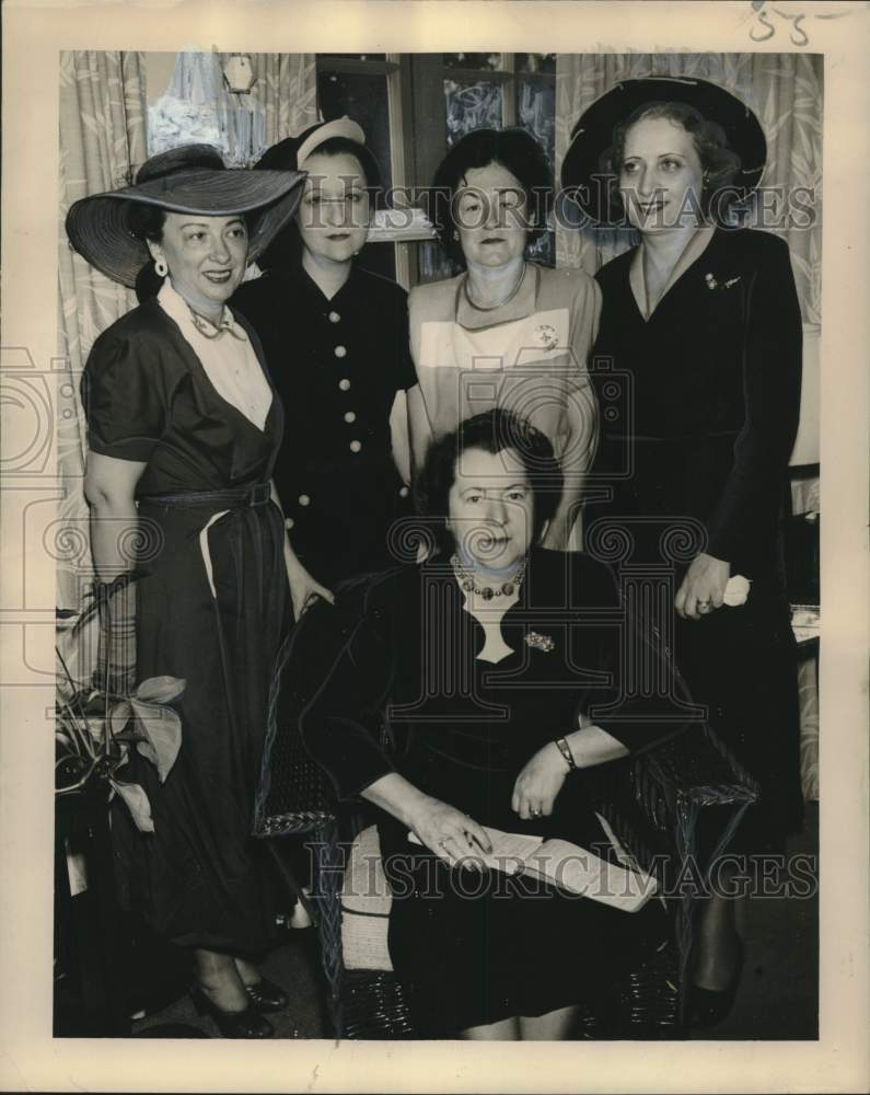 1949 Press Photo Ticket Committee Members of New Orleans Opera Guild - Historic Images