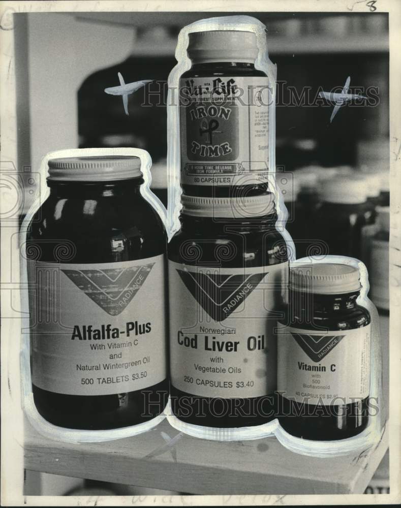 1974 Supplements on the shelf, Health Food City - Historic Images