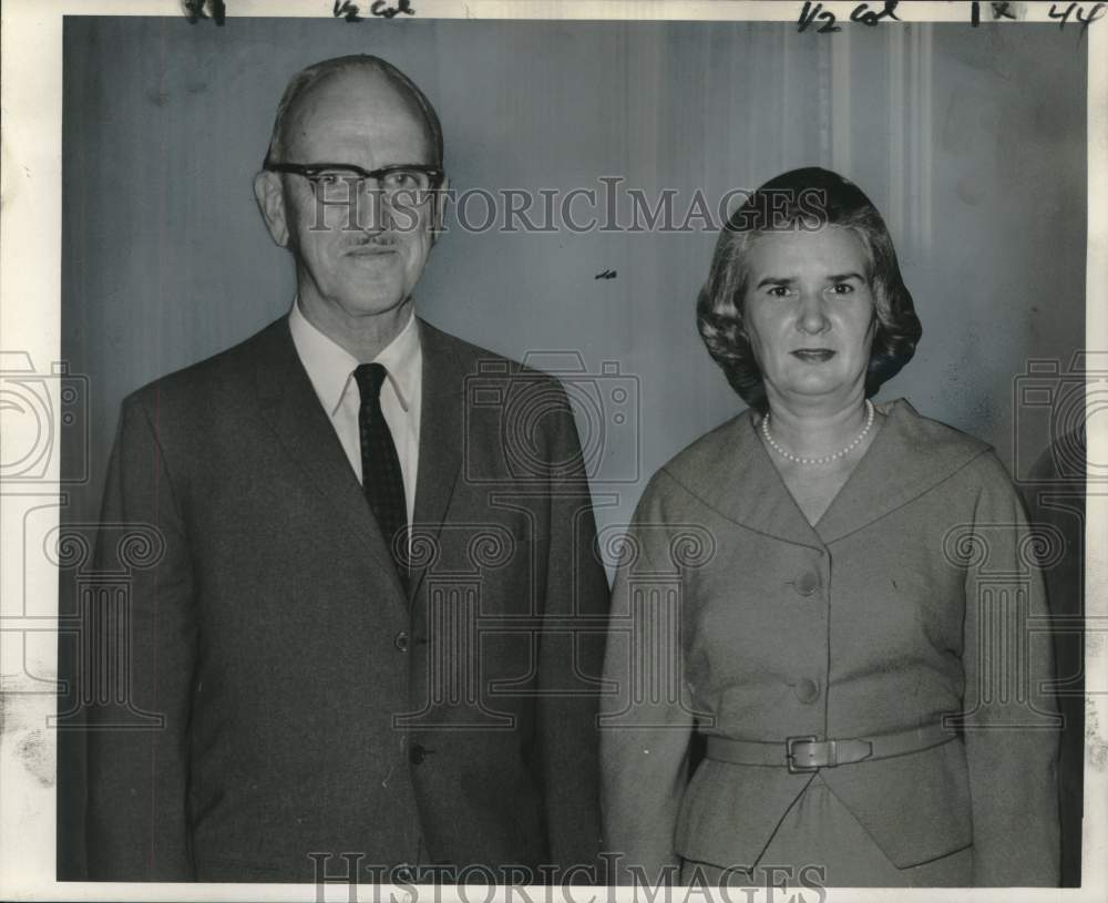 1967 Press Photo Harold N. Hickey &amp; Edith Garfunkel- Photographic Society - Historic Images