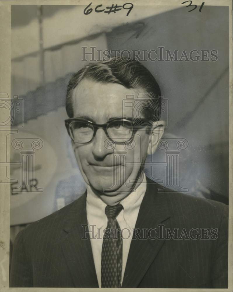 1967 Press Photo Thomas Hannon, business manager - noo30372-Historic Images
