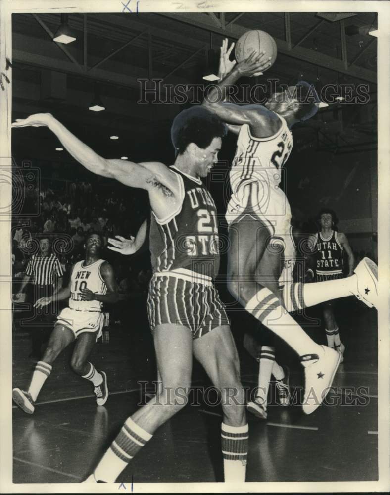 1975 Press Photo Wilbur Holland, University of New Orleans basketball player- Historic Images