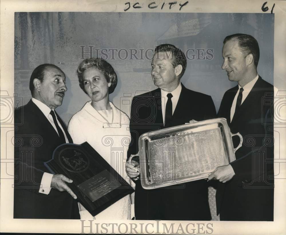 1965 Press Photo Chancellor Homer L. Hitt Honored with Plaque, 25 Years Service-Historic Images