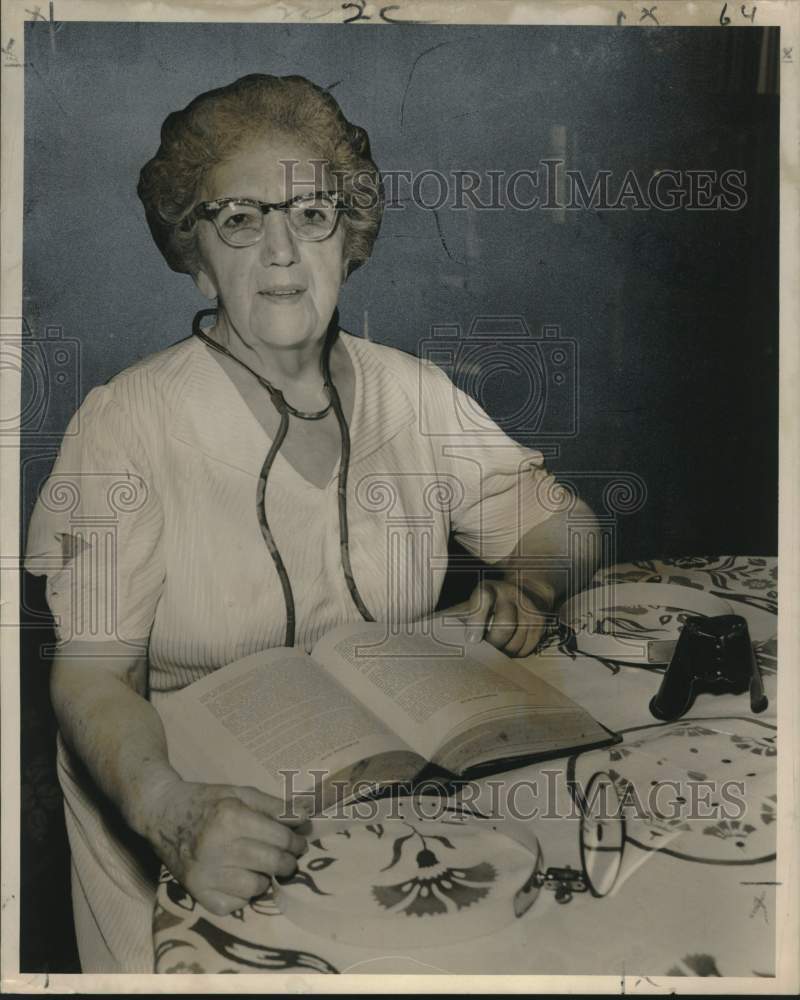 1964 Press Photo Dr. Clotilde Jauquet, New Orleans - noo31956-Historic Images