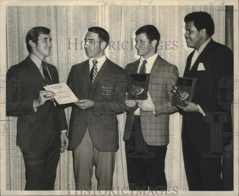 1970 Press Photo Louisiana State University of New Orleans football honorees - Historic Images