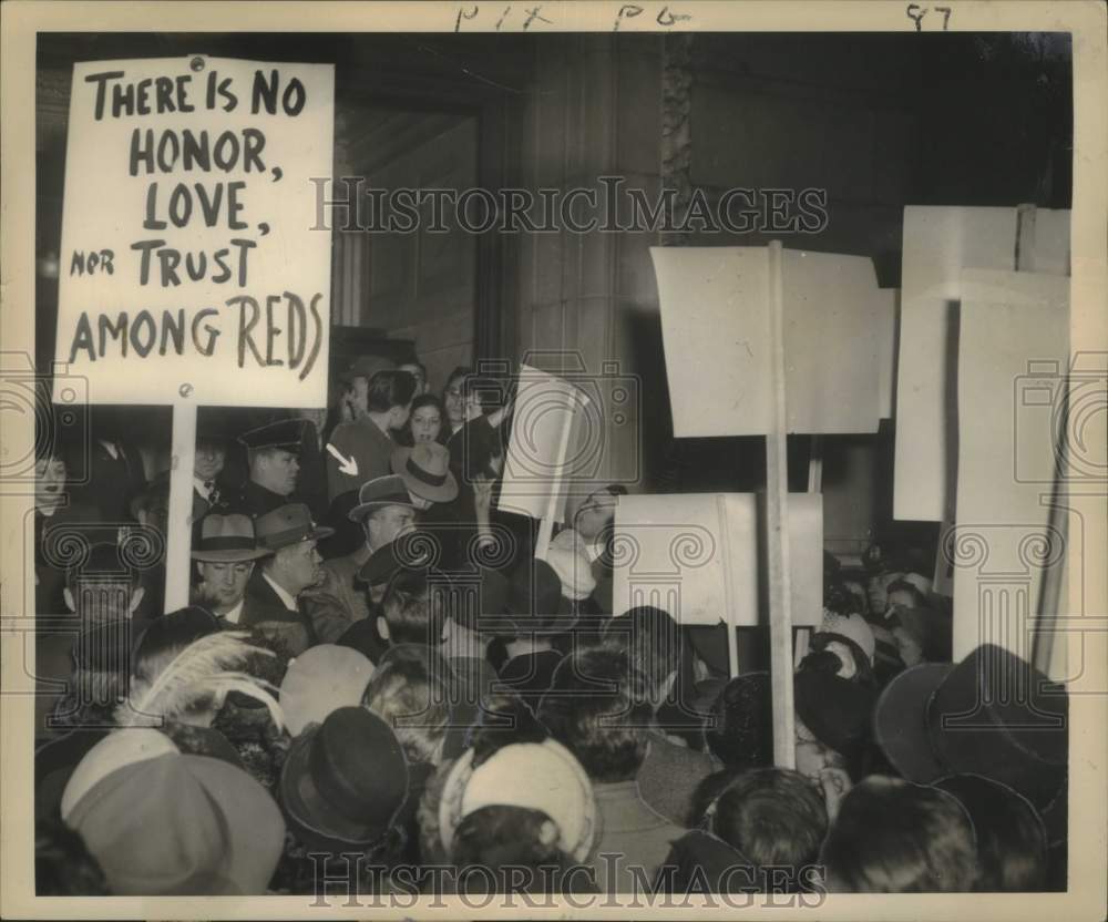 1949 Press Photo Bela Balassa Joins Demonstrators Against Hungarian Government-Historic Images