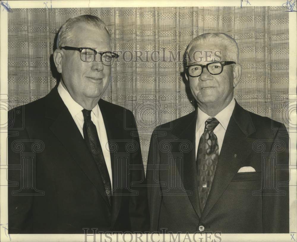 1971 Press Photo Retiring Officials honored by the Western Union Telegraph Co. - Historic Images